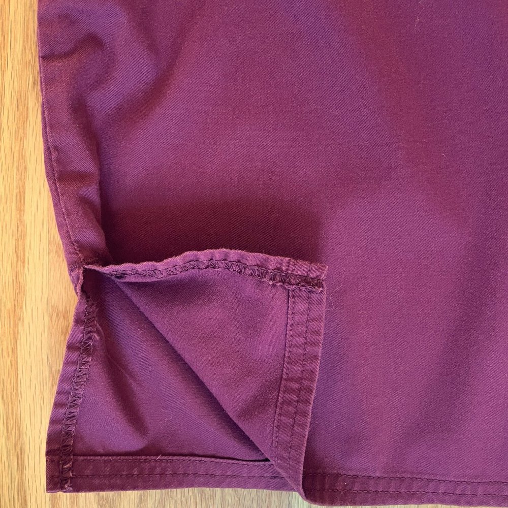 Core Stretch by Cherokee Workwear Men’s V-Neck Solid Scrub Top Sz XS Wine 4743 - Picture 7 of 11
